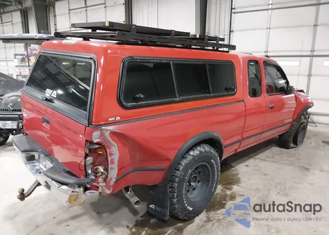 1999 Toyota Tacoma z USA, uszkodzony, nr VIN 4TAWN72N3XZ493218